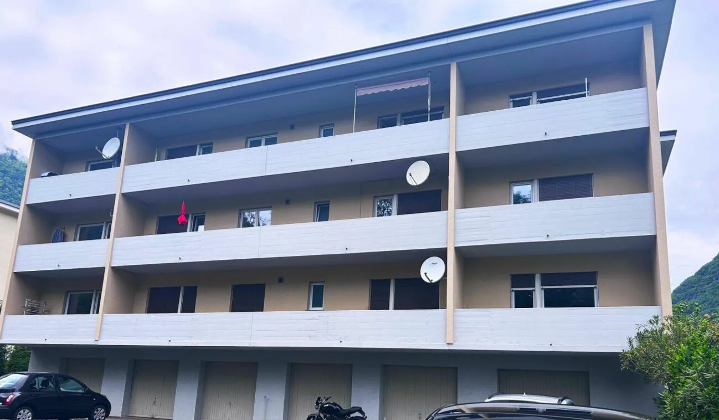 INCOME PROPERTY WITH 9 APARTMENTS - Photo 2 of 8