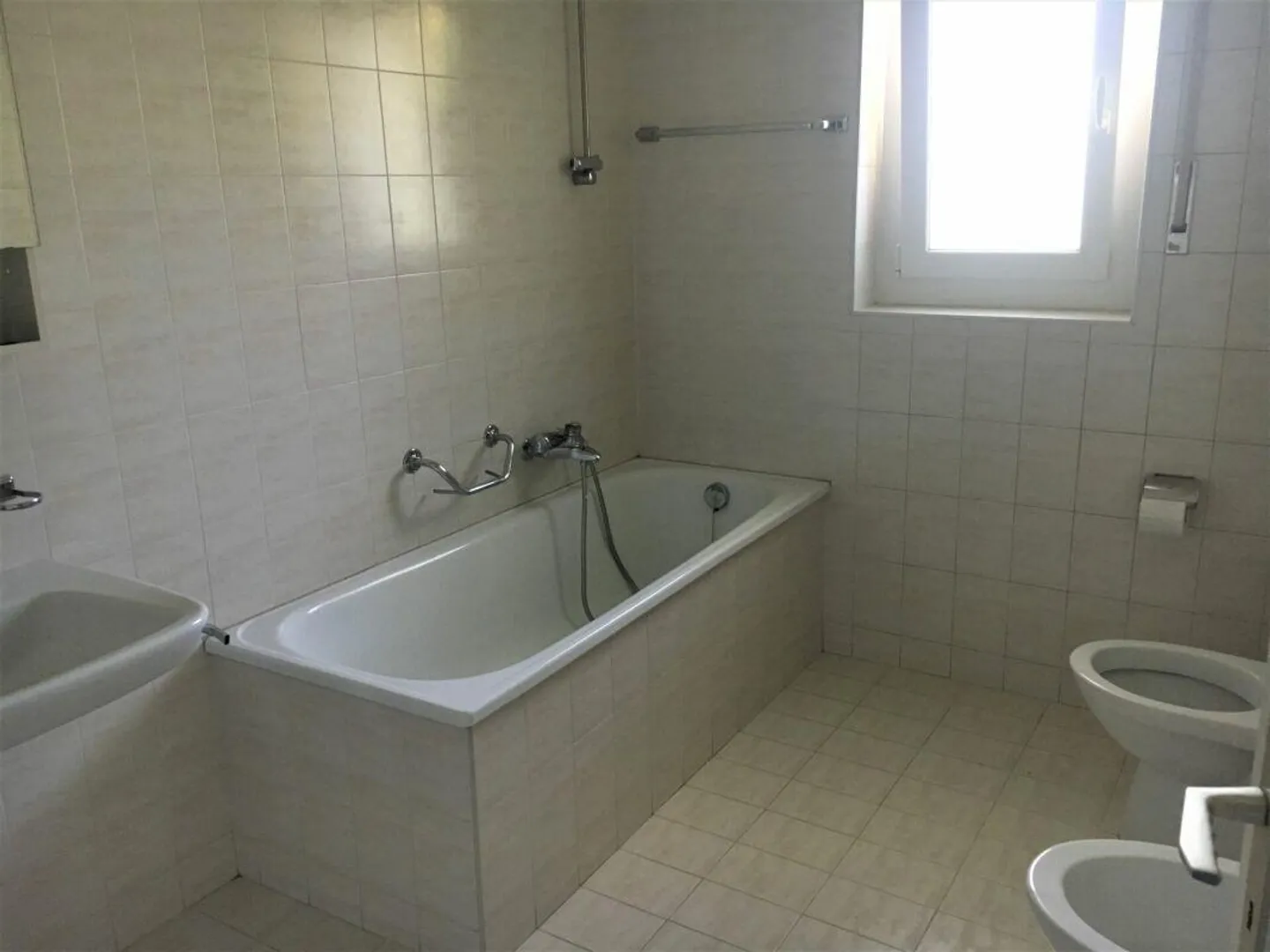 INCOME PROPERTY WITH 9 APARTMENTS - Photo 6 of 8