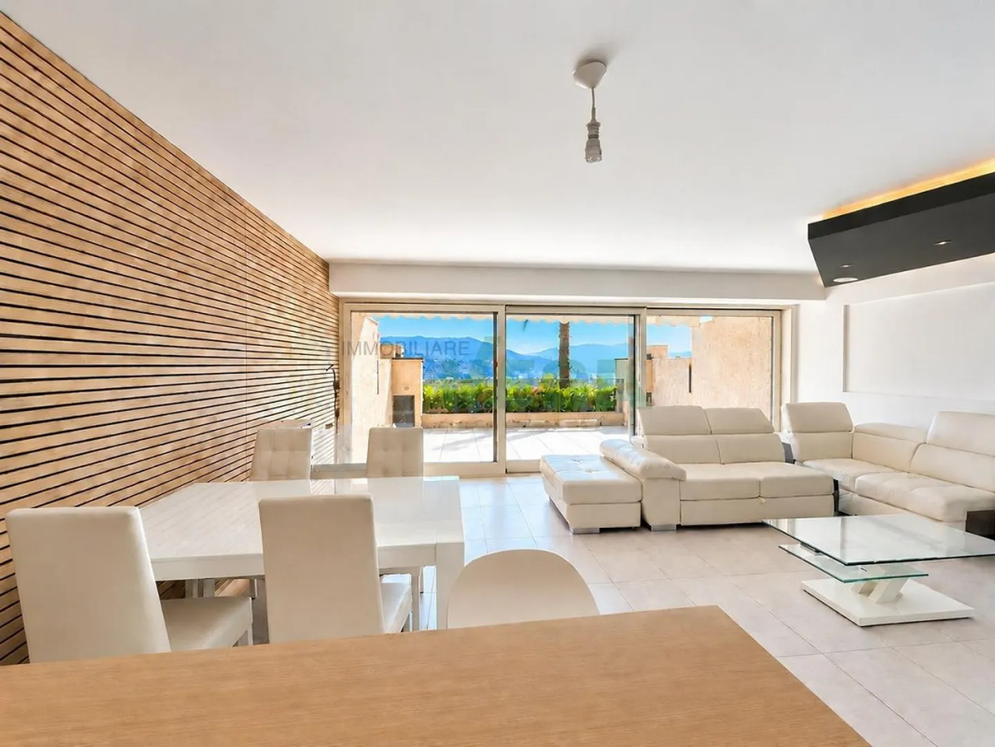 Appartamento moderno con vista lago - Foto 9 di 11