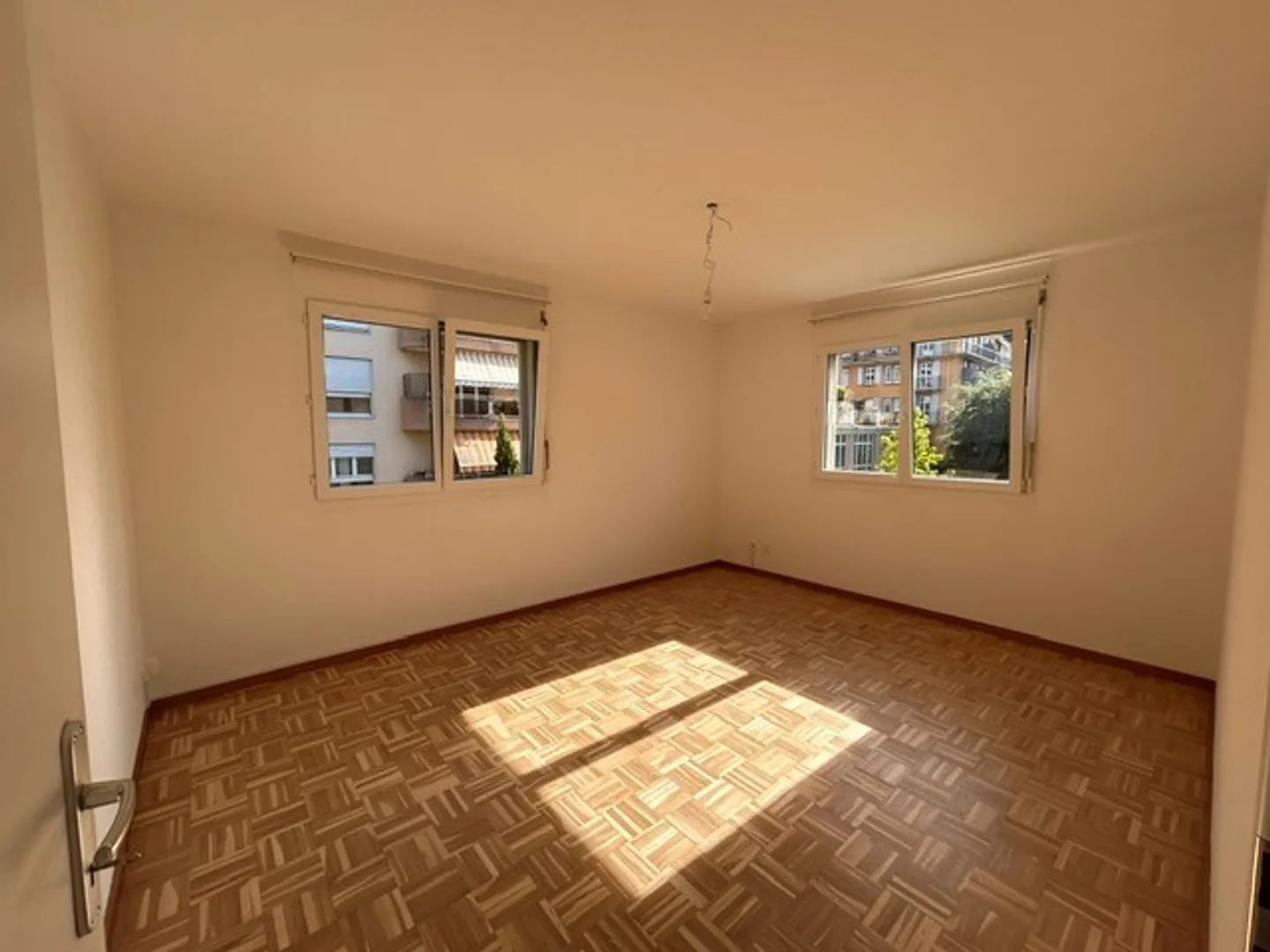 Appartement spacieux de 4 pièces - Photo 8 sur 11
