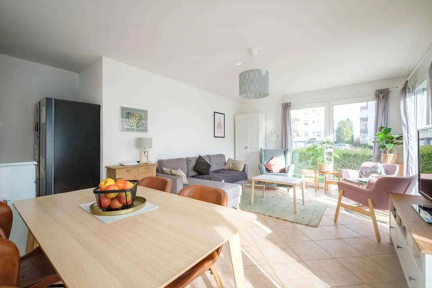 Beautiful 3-room apartment with garden - Photo 5 of 12