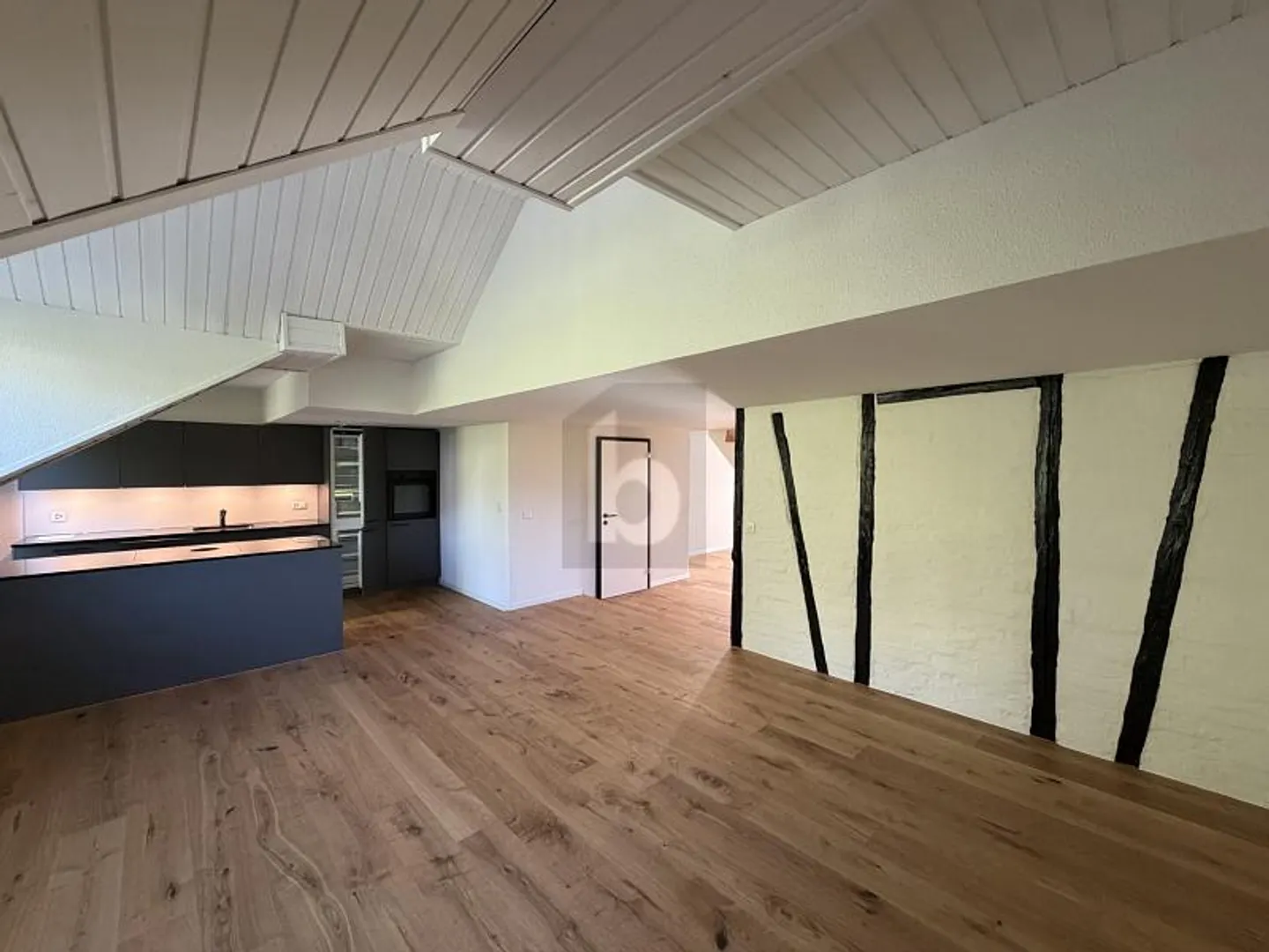 Moderne Maisonette mit Stadtblick - Foto 1 von 6