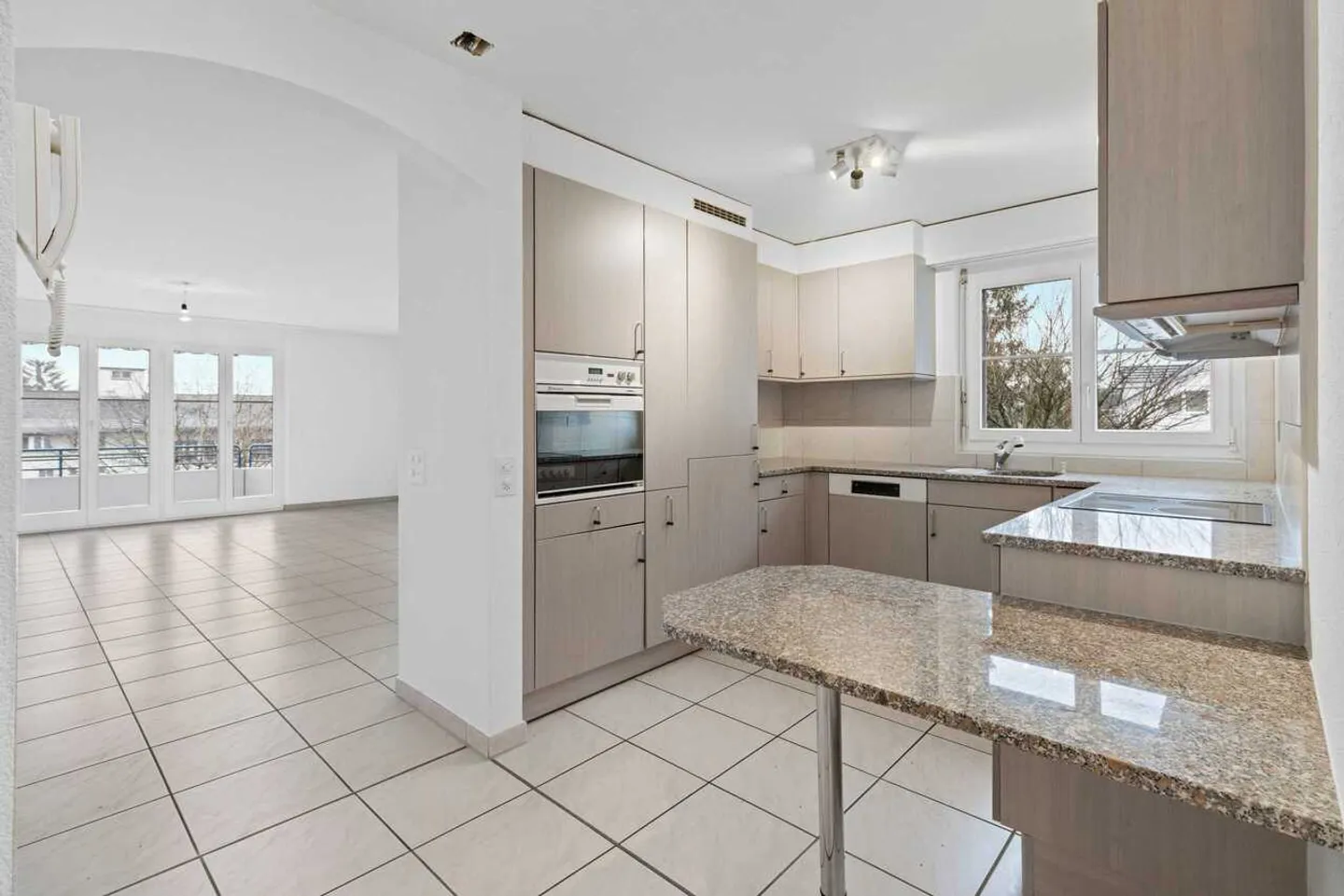 Appartamento 2.5 camere accogliente in posizione tranquilla - Foto 8 di 13