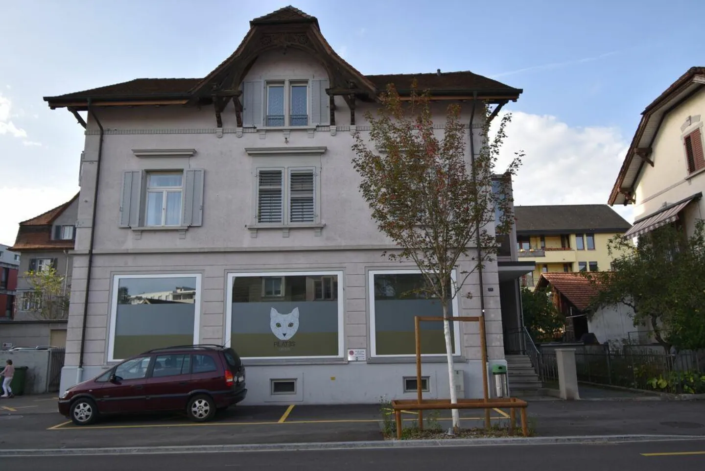 Appartamento accogliente all'ultimo piano con balcone / Centro Neuhausen - Foto 1 di 11