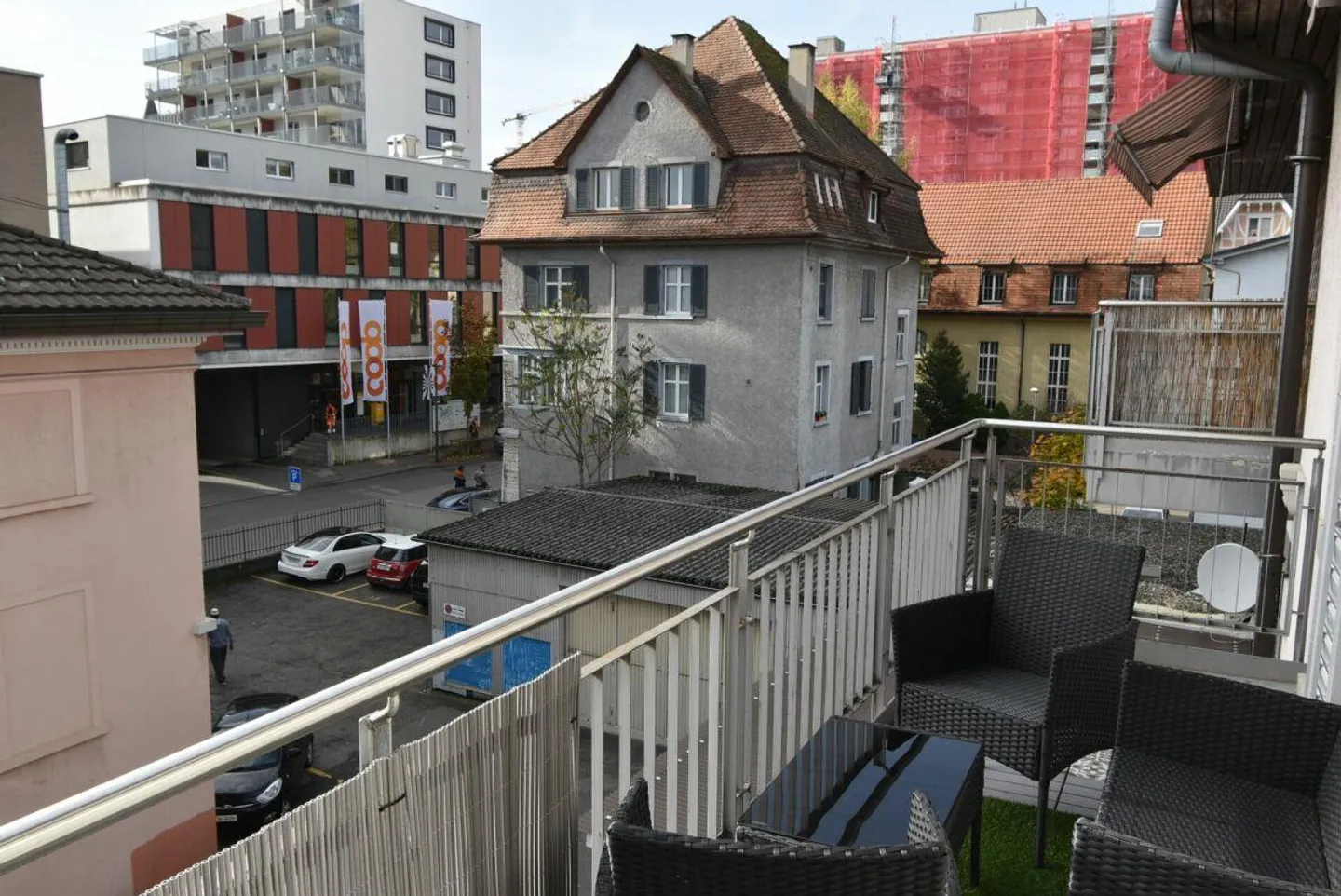 Appartamento accogliente all'ultimo piano con balcone / Centro Neuhausen - Foto 11 di 11