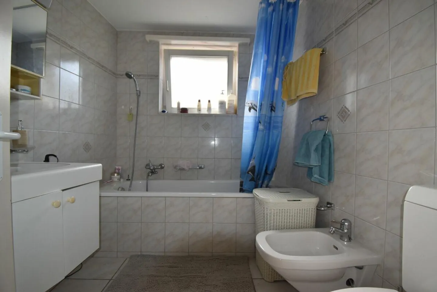 Appartamento accogliente all'ultimo piano con balcone / Centro Neuhausen - Foto 9 di 11