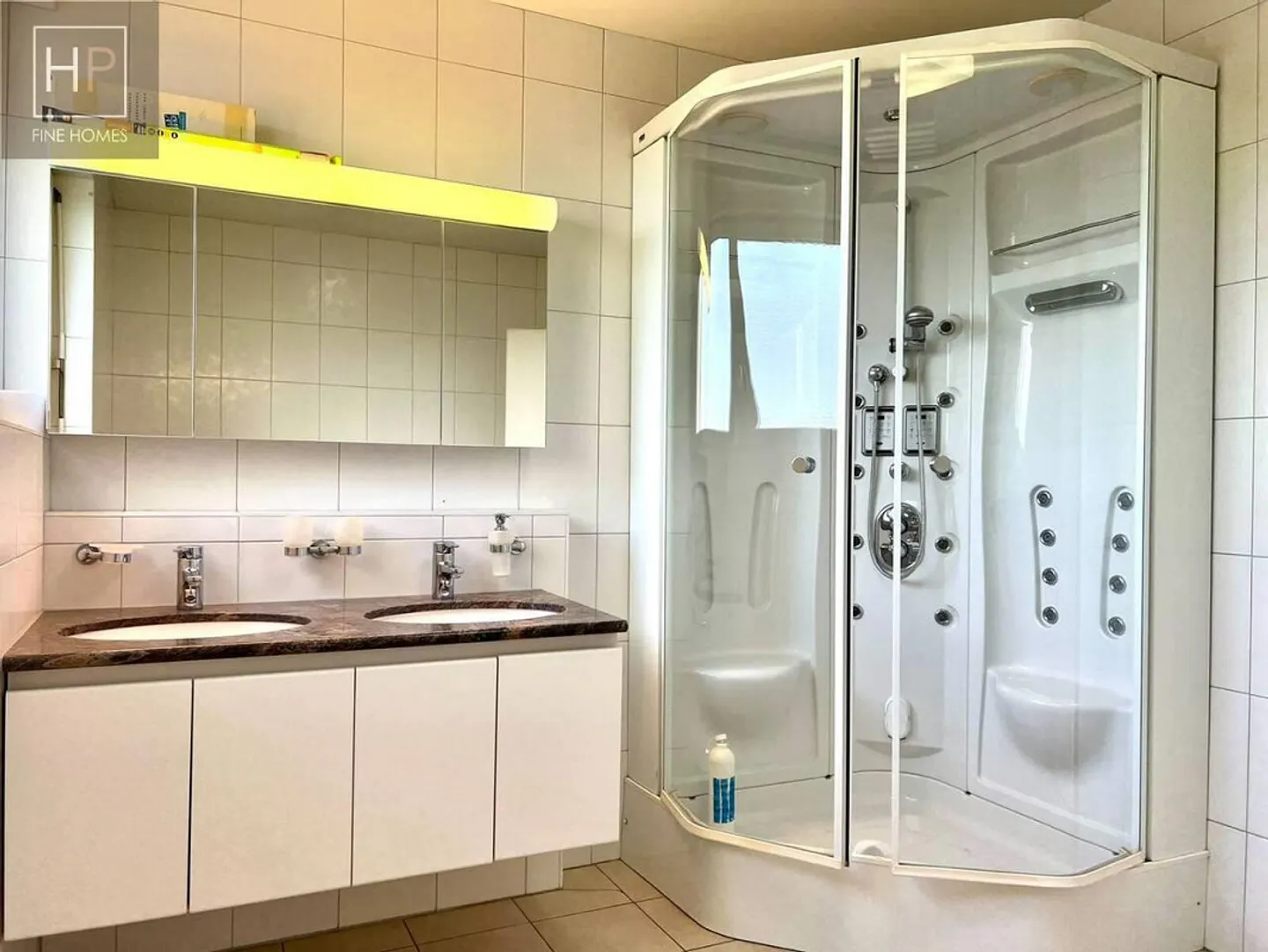 Appartement en attique de 4,5 pièces avec espace aménagé et 2 AEHP - Photo 10 sur 19