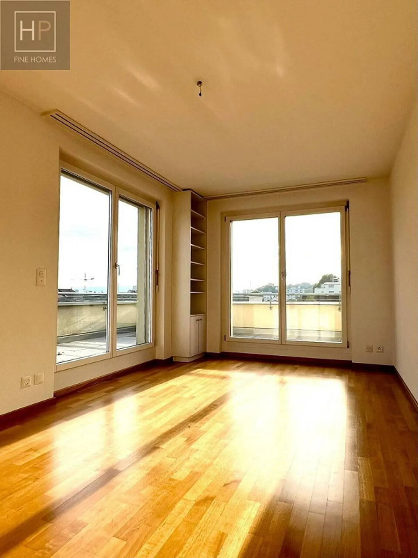 Appartement en attique de 4,5 pièces avec espace aménagé et 2 AEHP - Photo 15 sur 19