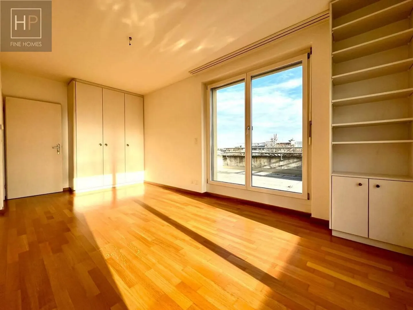Appartement en attique de 4,5 pièces avec espace aménagé et 2 AEHP - Photo 16 sur 19