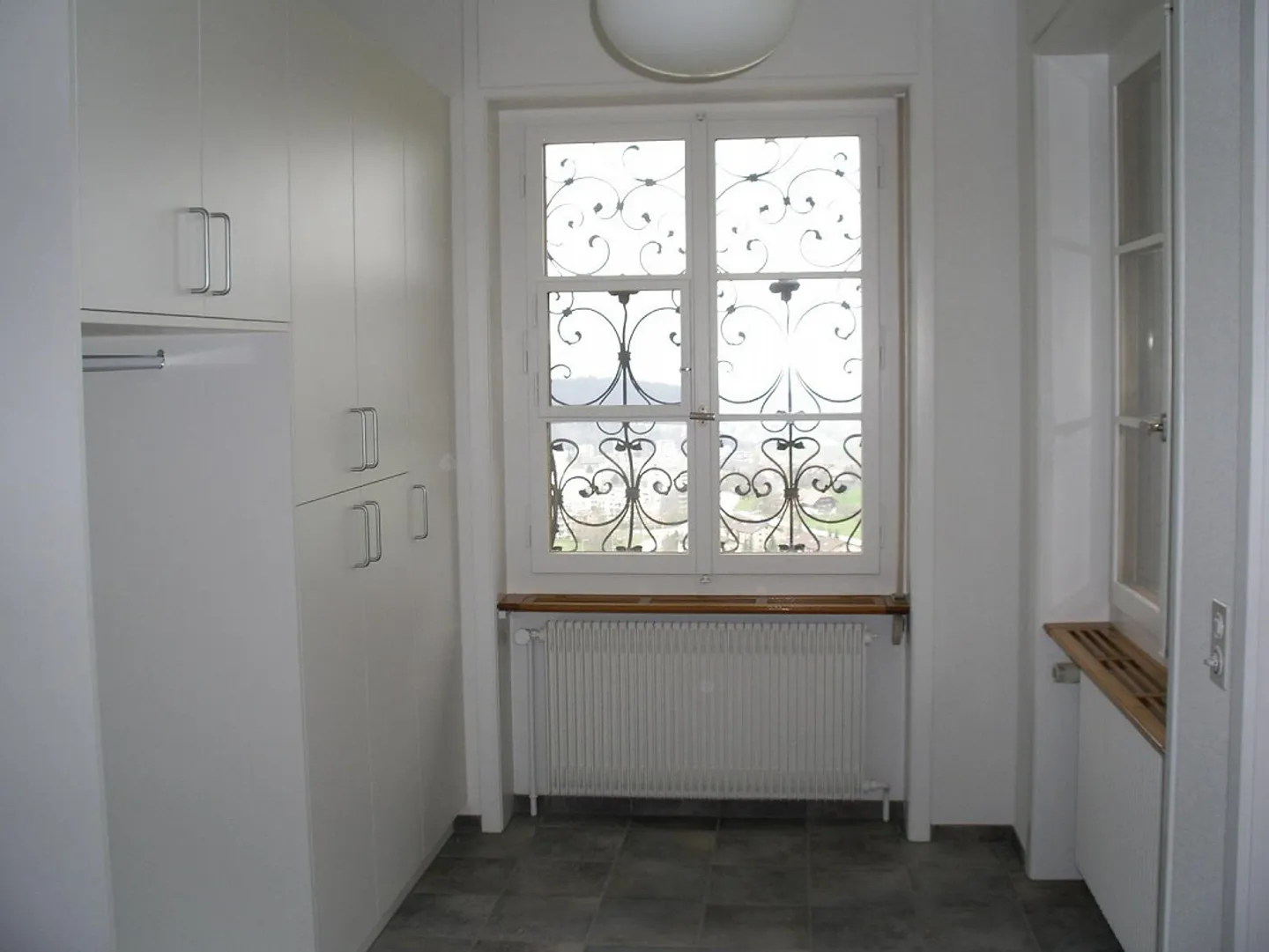 Appartamento 3.5 stanze con tanto fascino - Foto 3 di 10