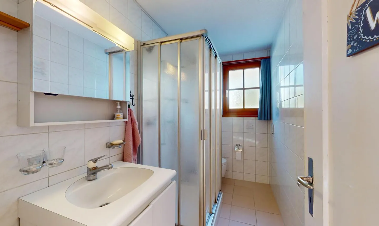 Incantevole casa unifamiliare con ex locale commerciale - Foto 9 di 13