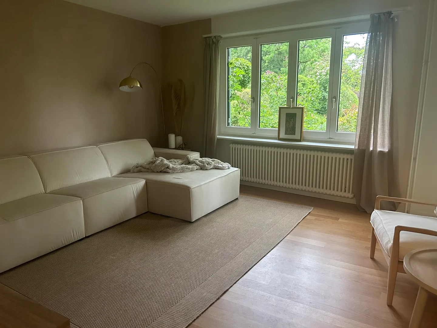 Apartment for rent - Photo 2 of 9