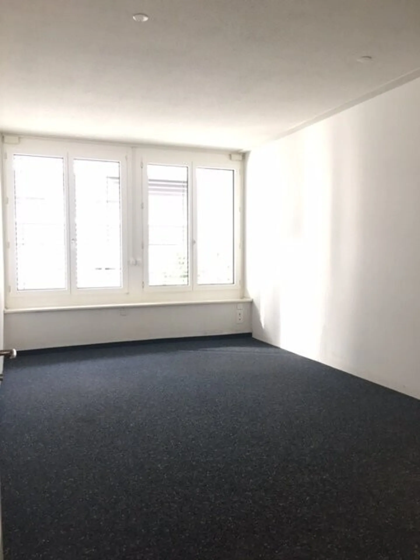 Vos futurs bureaux à la MEILLEURE emplacement - Photo 9 sur 12