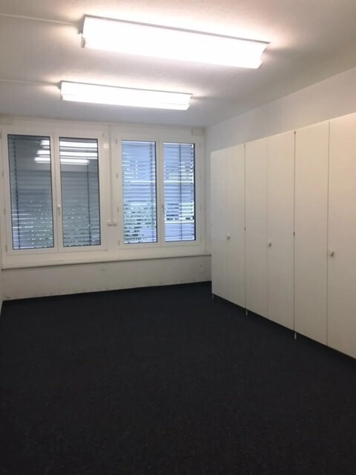 Vos futurs bureaux à la MEILLEURE emplacement - Photo 10 sur 12