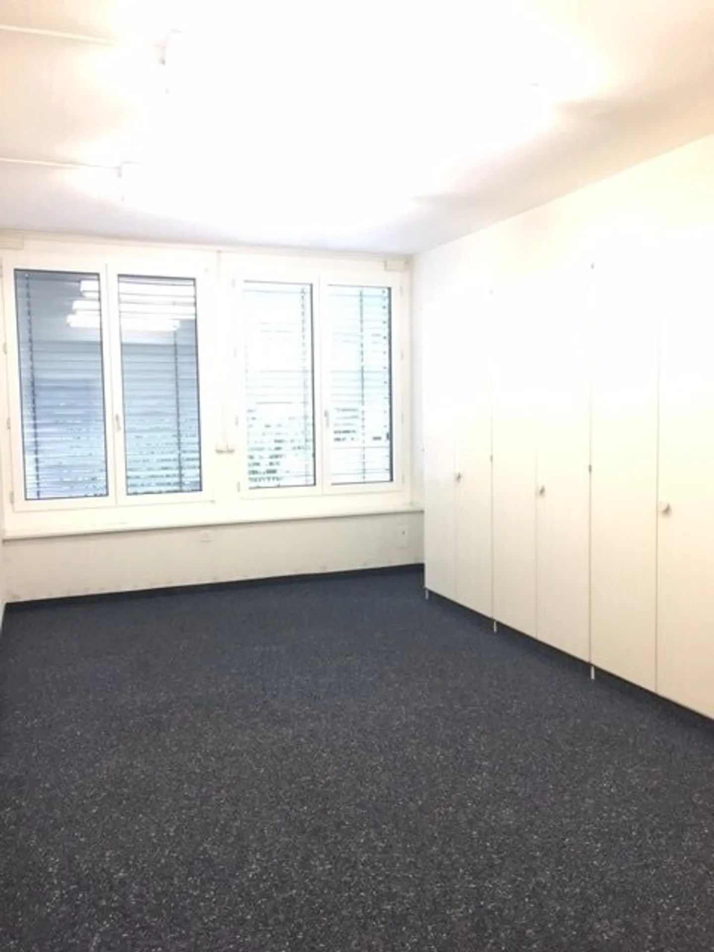 Vos futurs bureaux à la MEILLEURE emplacement - Photo 11 sur 12