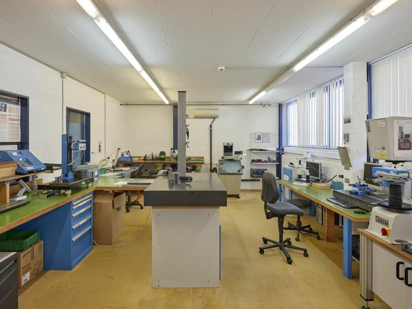 Espace commercial et de stockage ! Votre nouveau lieu d'affaires ! - Photo 19 sur 25