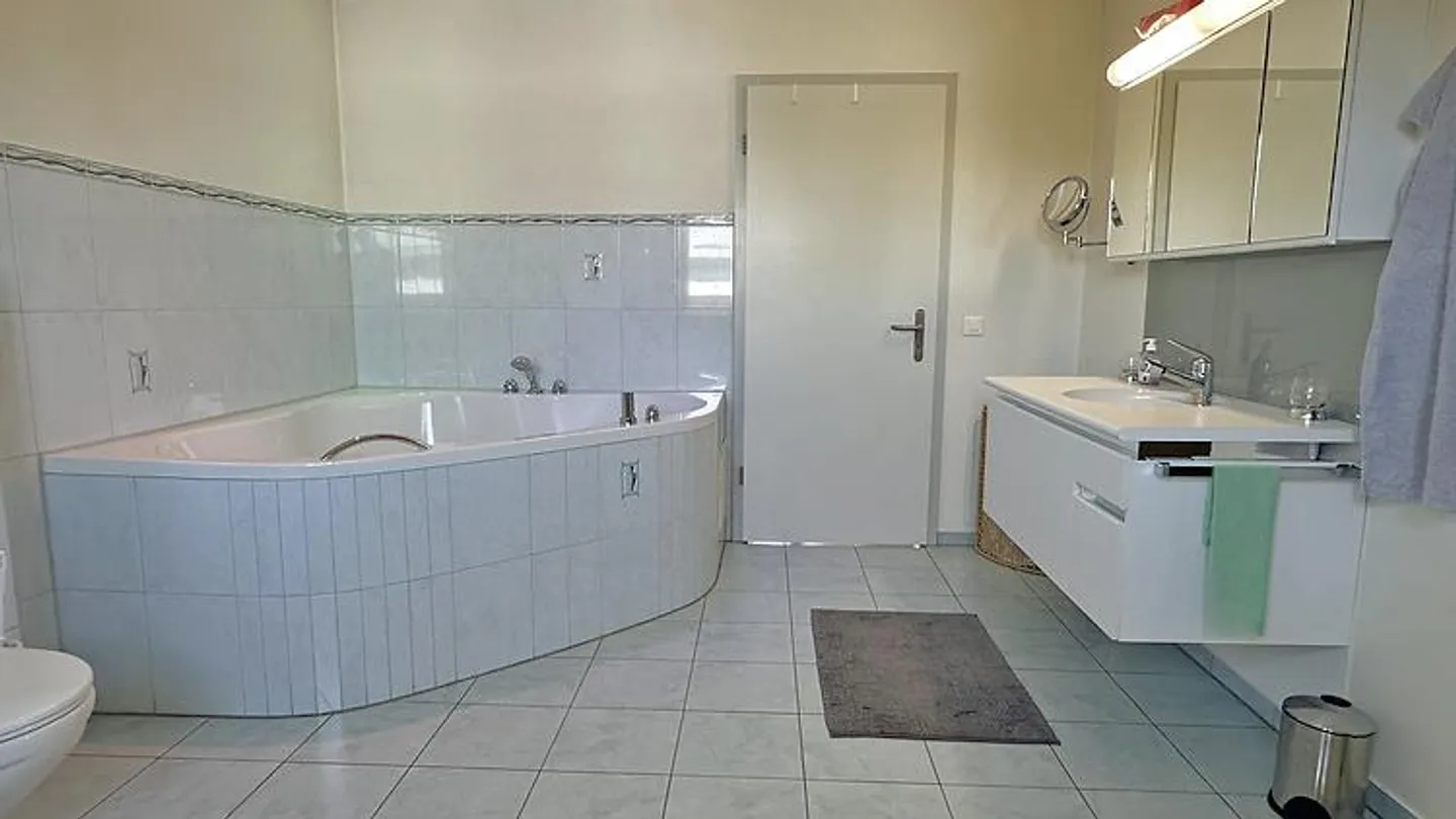 Modernes Familienhaus in Burgdorf - Foto 7 von 10