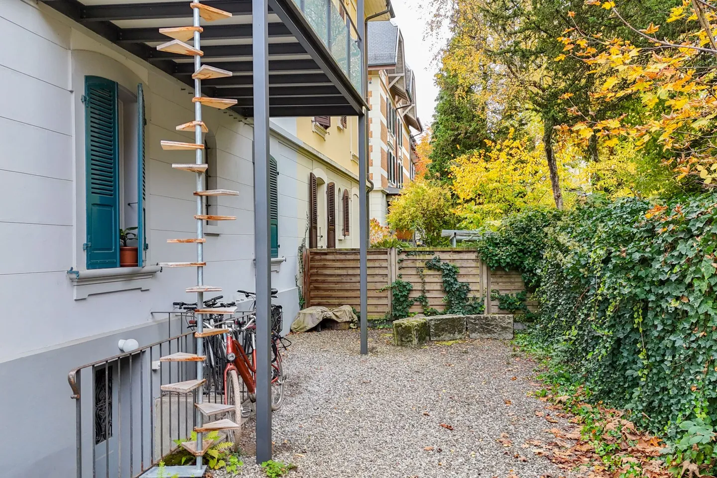 Appartamento attico di alta qualità 2½ locali + galleria: costruito nel 2013 nel popolare quartiere di Engeried, Bern-Länggasse - Foto 20 di 28