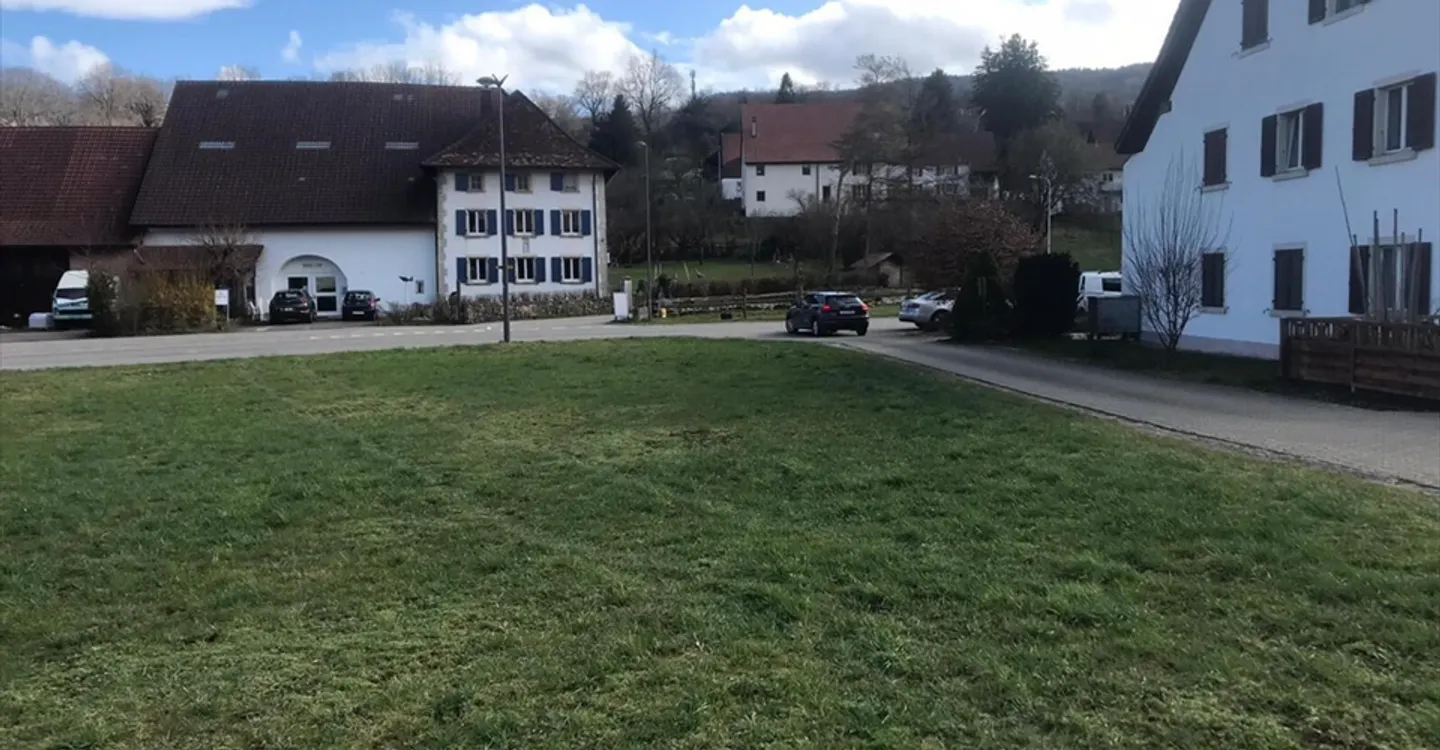 Terreni edificabili nel villaggio - Foto 3 di 4