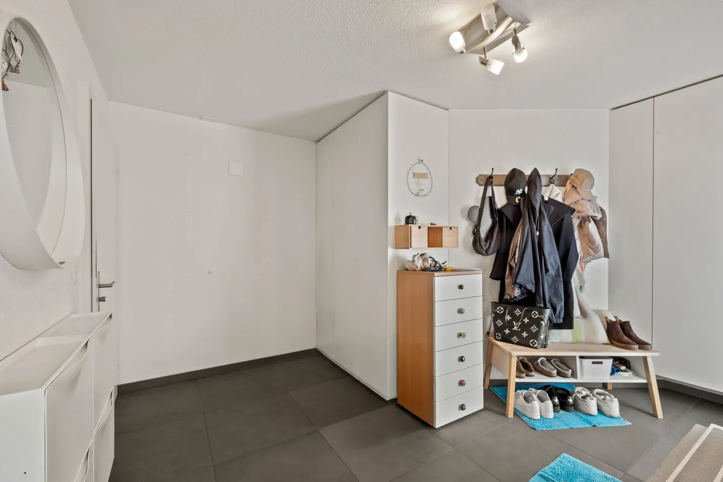 Attraktive Renditeliegenschaft mit Ausbaupotenzial an zentraler Lage. - Foto 10 von 31