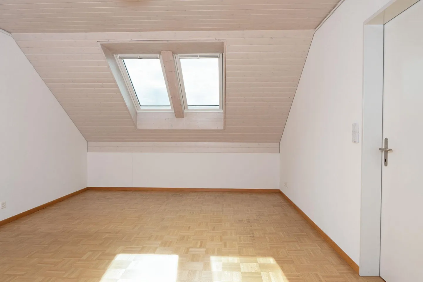 Ampio attico a Zofingen - Foto 6 di 12