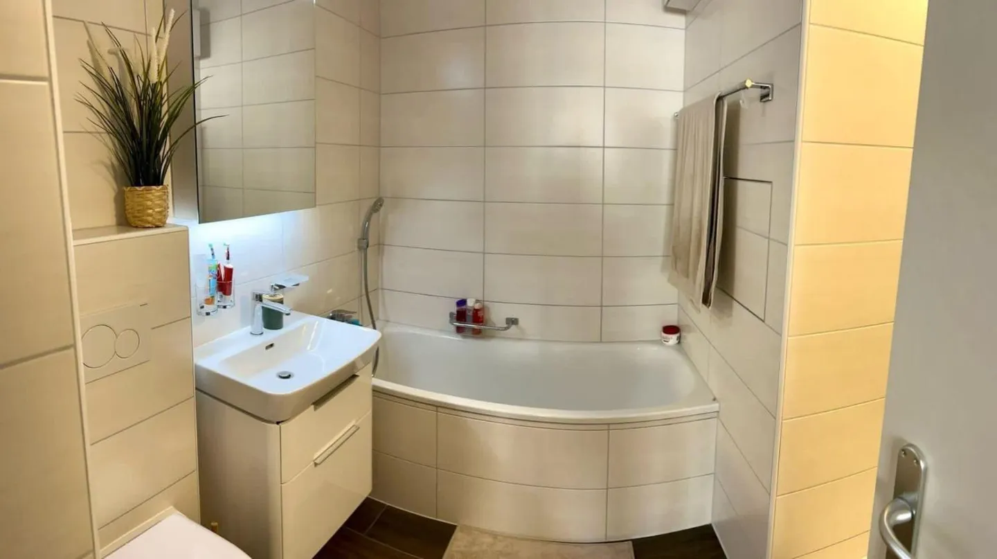 4,5-Zimmer-Wohnung im 2. Stock - Foto 8 von 10