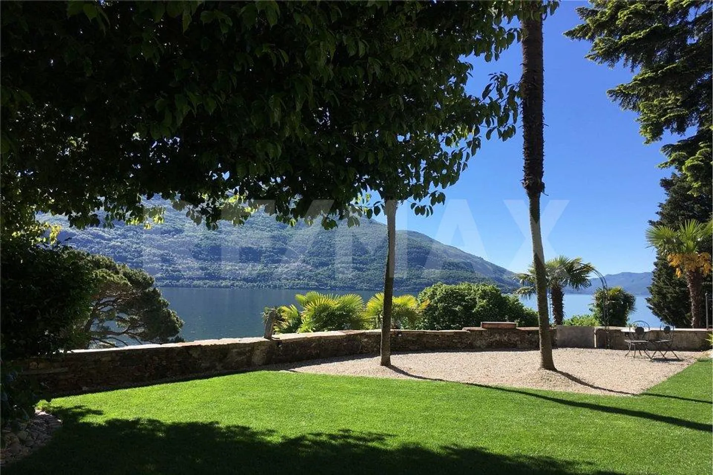 Dream Villa in Brissago: A Paradise on Lake Maggiore - Photo 1 of 13