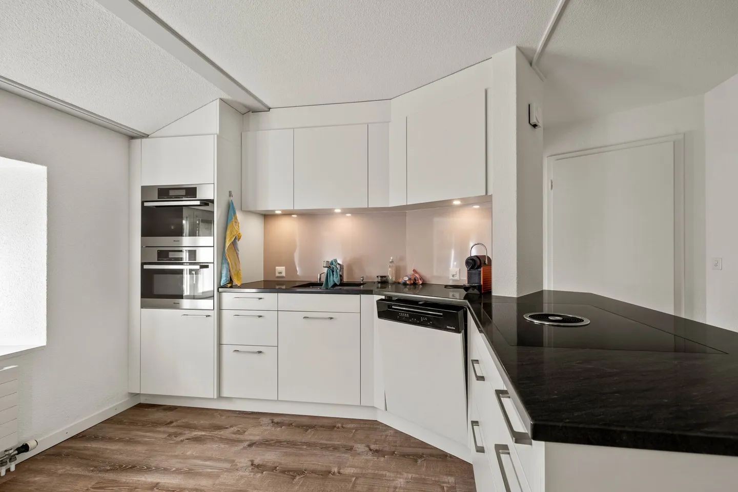 Attraktive Renditeliegenschaft mit Ausbaupotenzial an zentraler Lage. - Foto 28 von 31