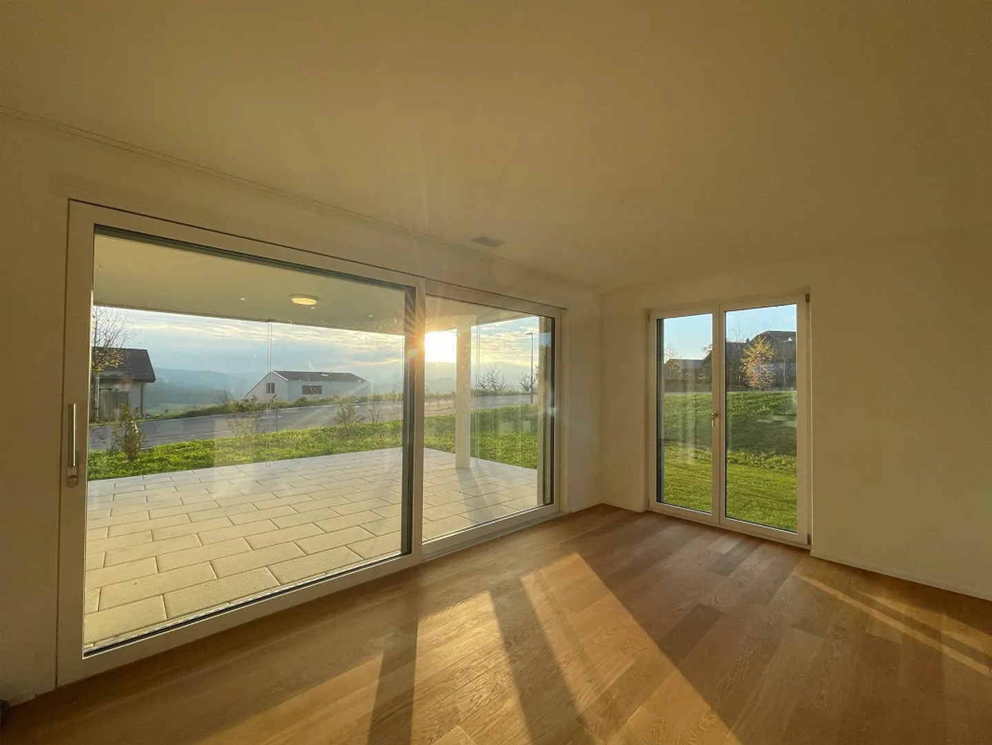 Sonnefeld Ruswil - Living in the best location. - Photo 3 of 6