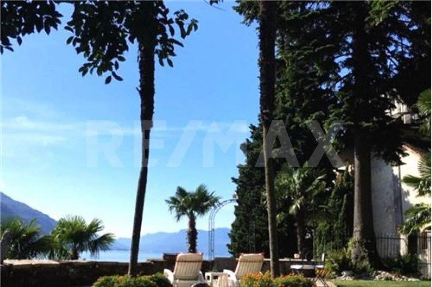 Dream Villa in Brissago: A Paradise on Lake Maggiore - Photo 10 of 13