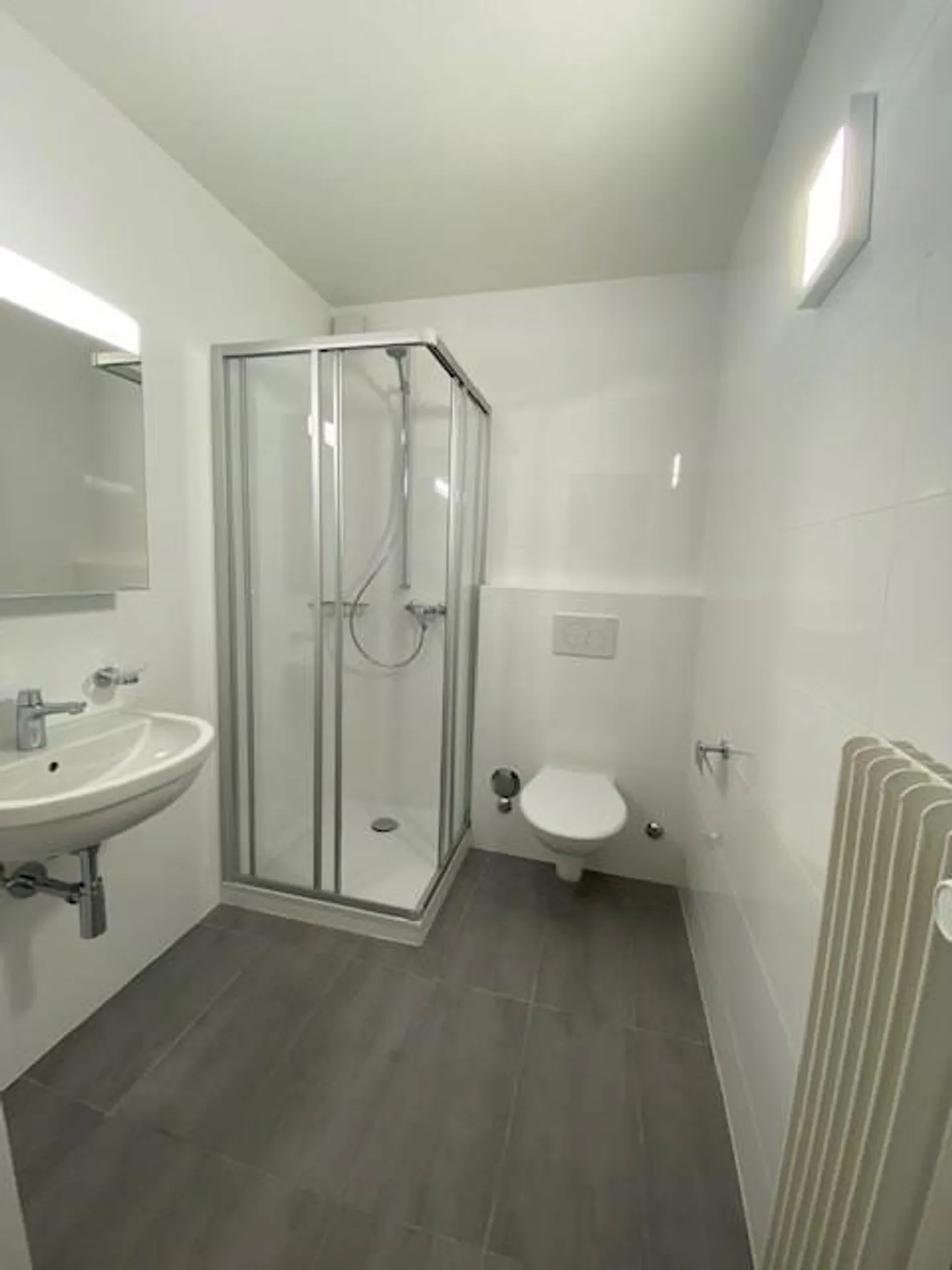 Charmante 2-Zimmer Wohnung in Vevey - Foto 2 von 8