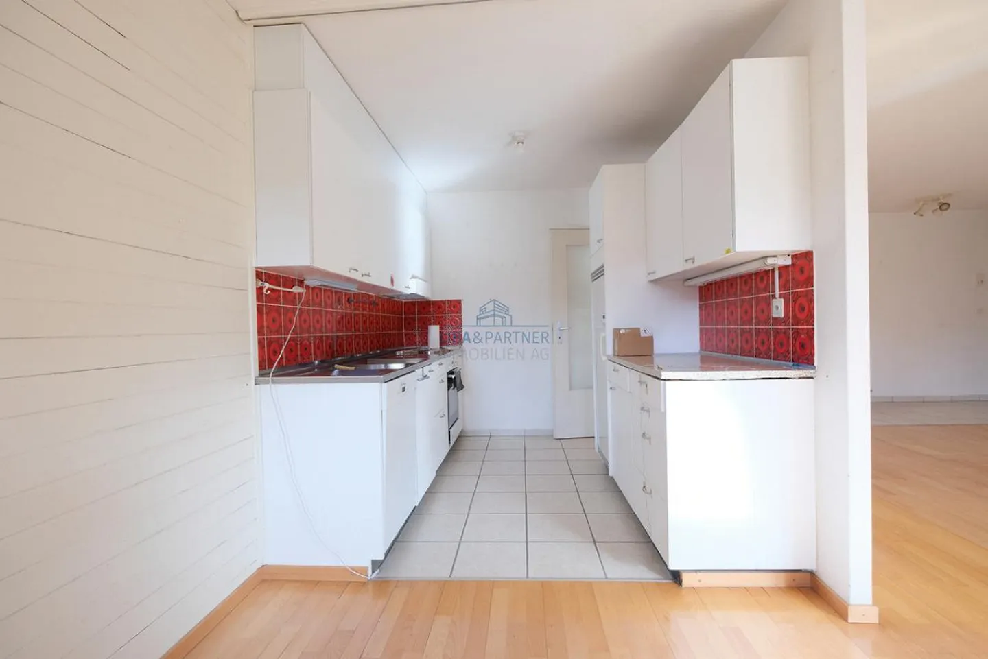 Charmante Wohnung mit grossem Balkon - Foto 5 von 9