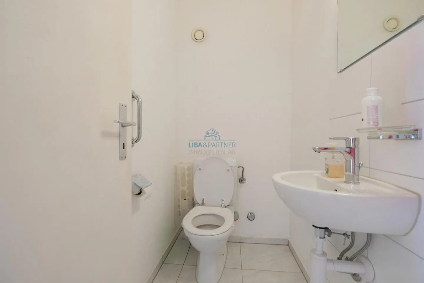 Charmante Wohnung mit grossem Balkon - Foto 7 von 9