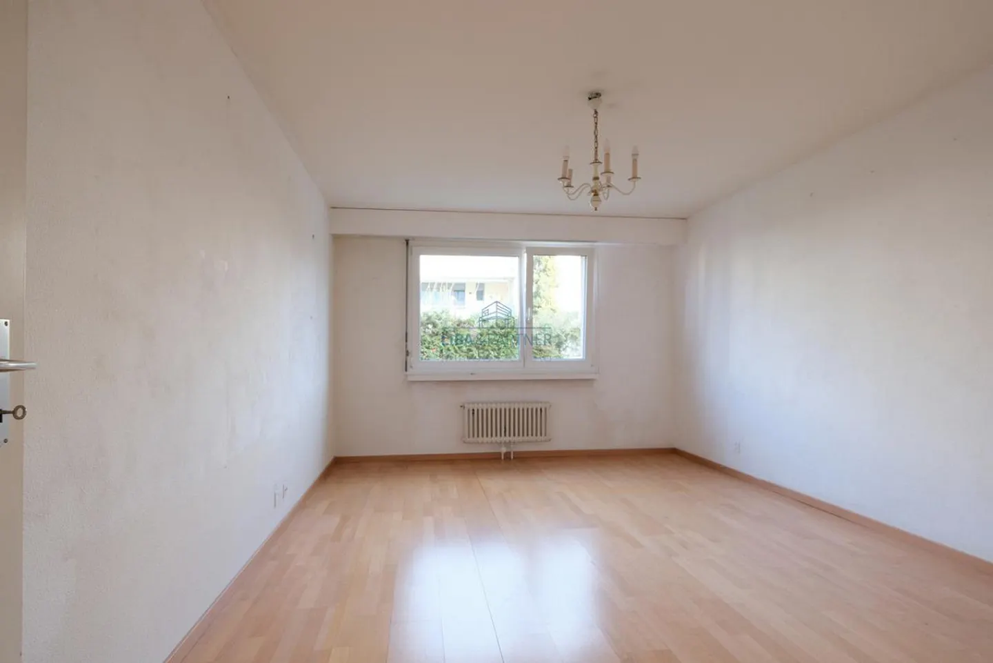 Charmante Wohnung mit grossem Balkon - Foto 9 von 9