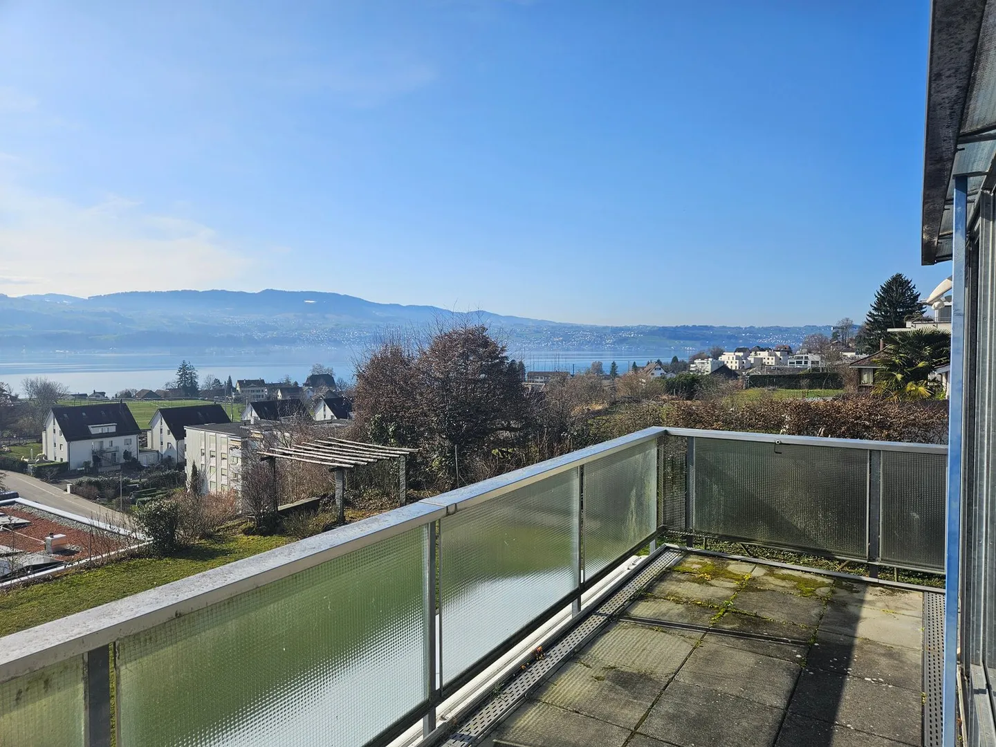 Maisonette mit Panoramasicht - Foto 1 von 12