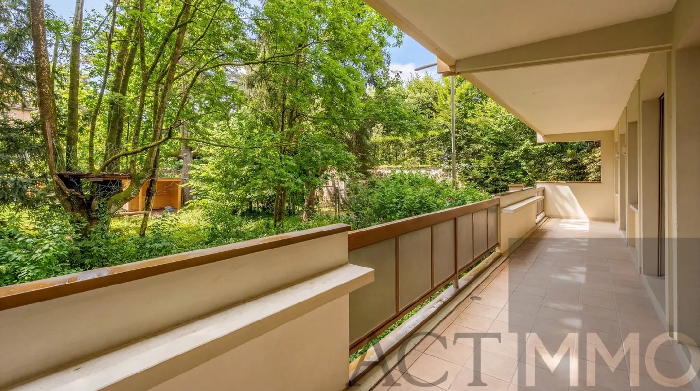 Appartement Charmant aux Eaux-Vives - Photo 3 sur 8