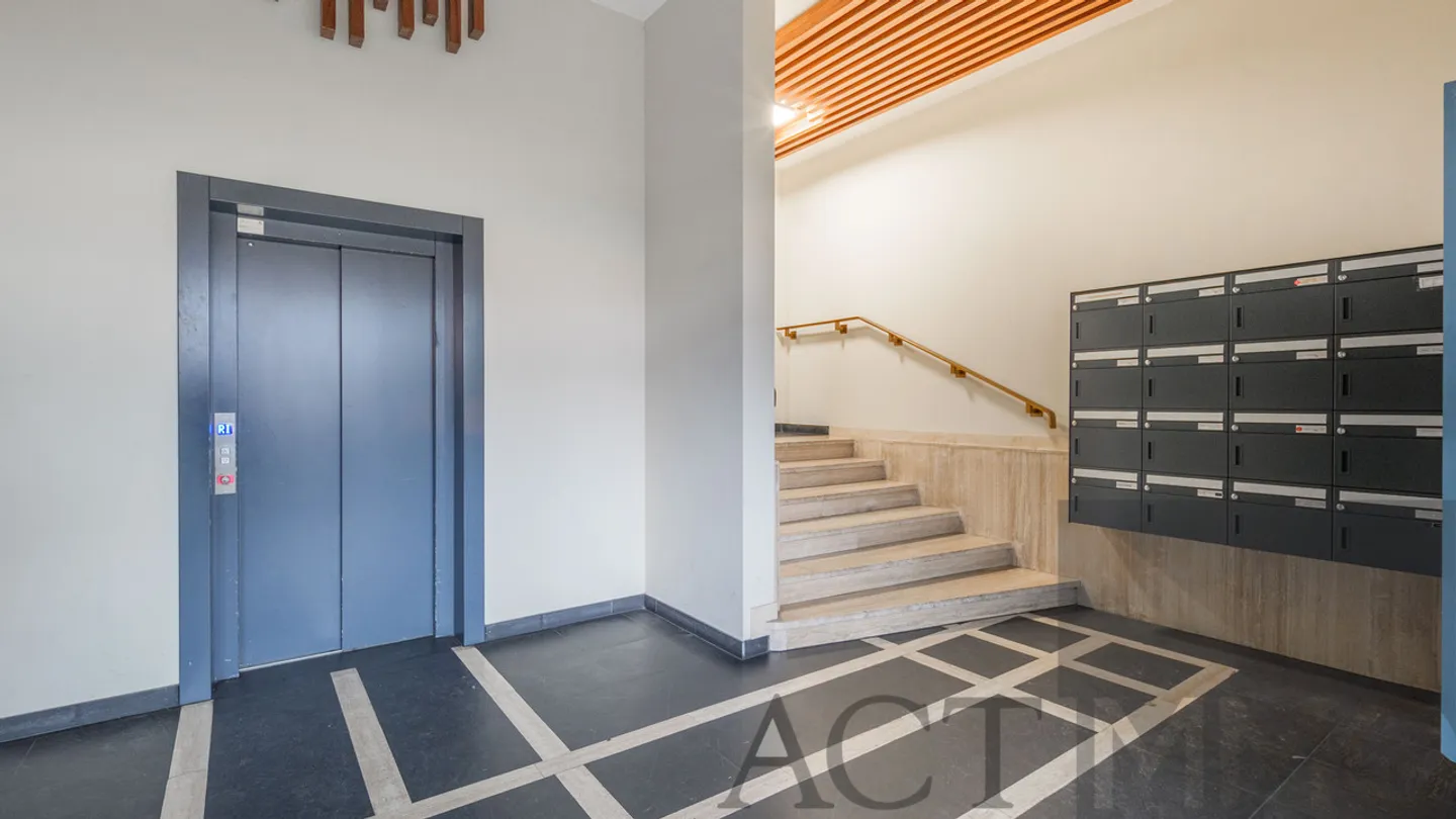 Appartement Charmant aux Eaux-Vives - Photo 5 sur 8