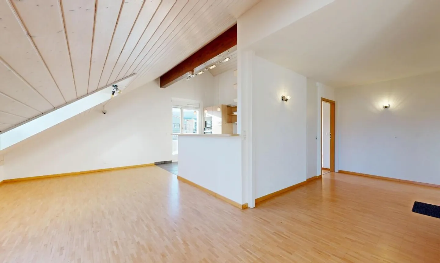 Ultimo piano - Pieno Sud - Foto 7 di 11