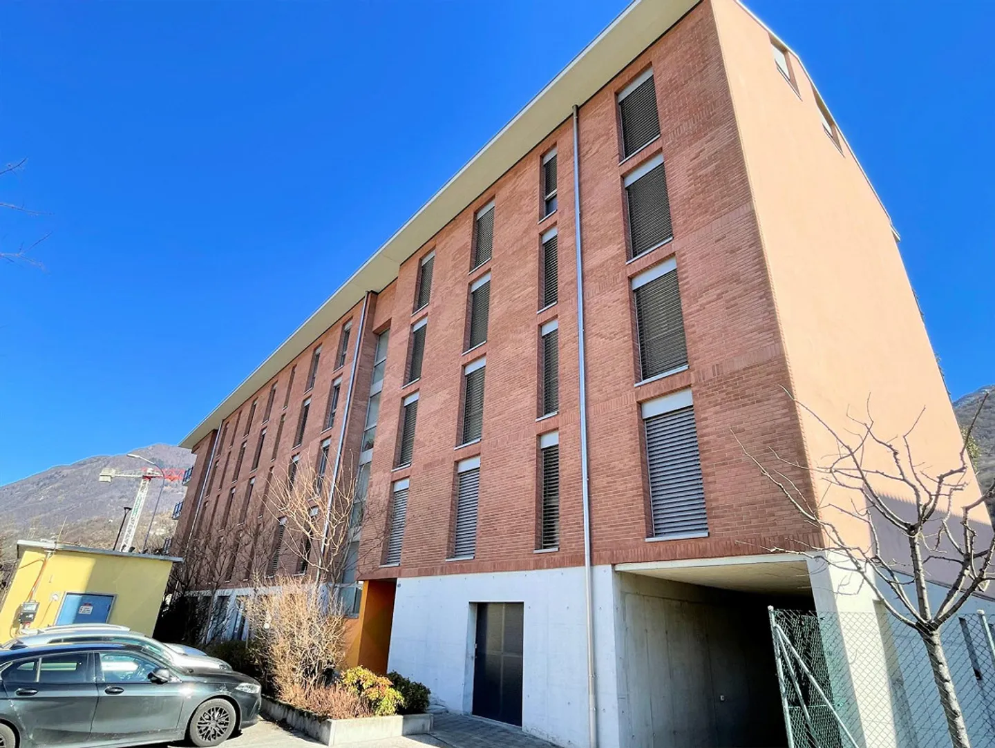 Appartement au centre dans une résidence élégante - Photo 2 sur 15