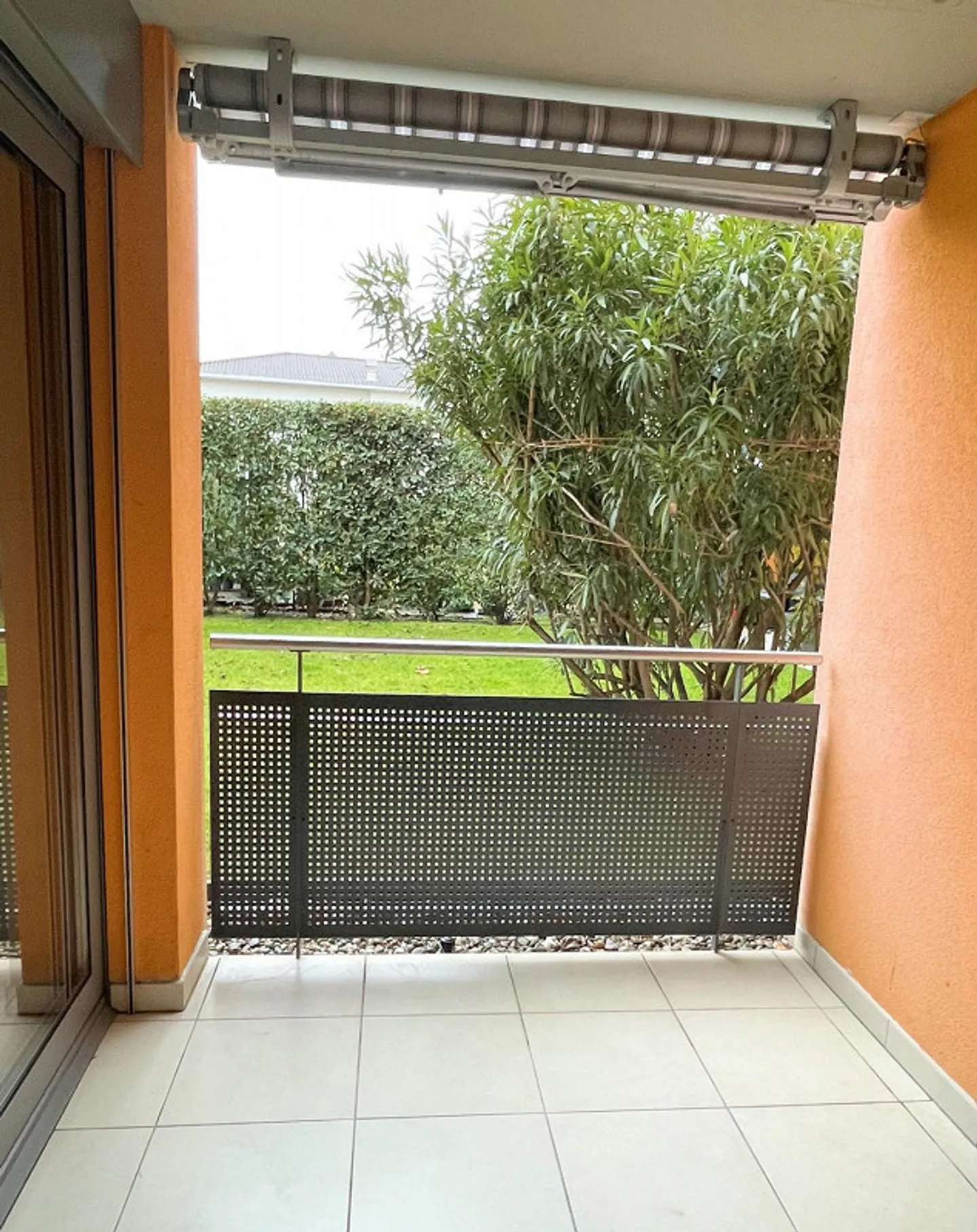 Appartement au centre dans une résidence élégante - Photo 10 sur 15