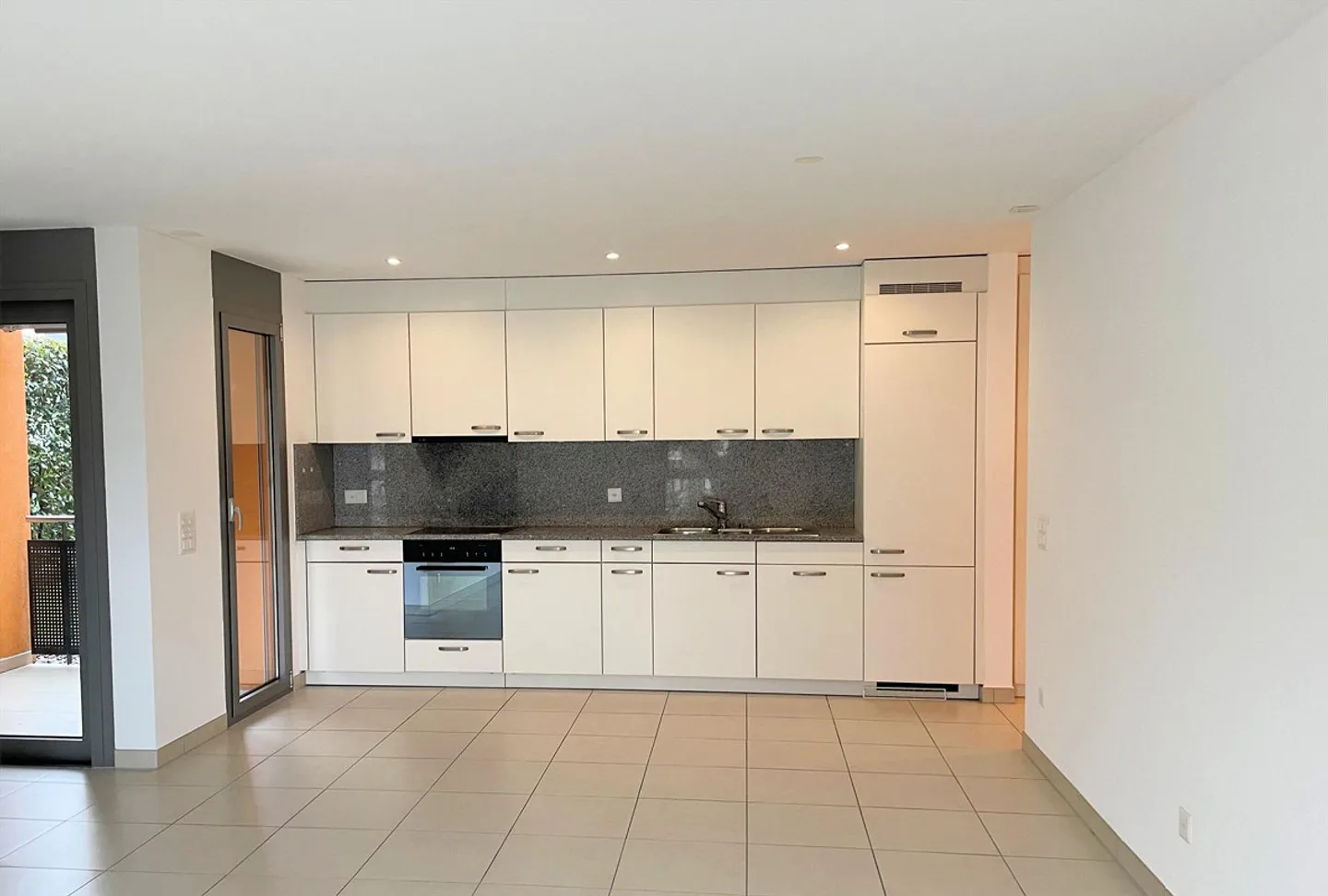 Appartement au centre dans une résidence élégante - Photo 5 sur 15