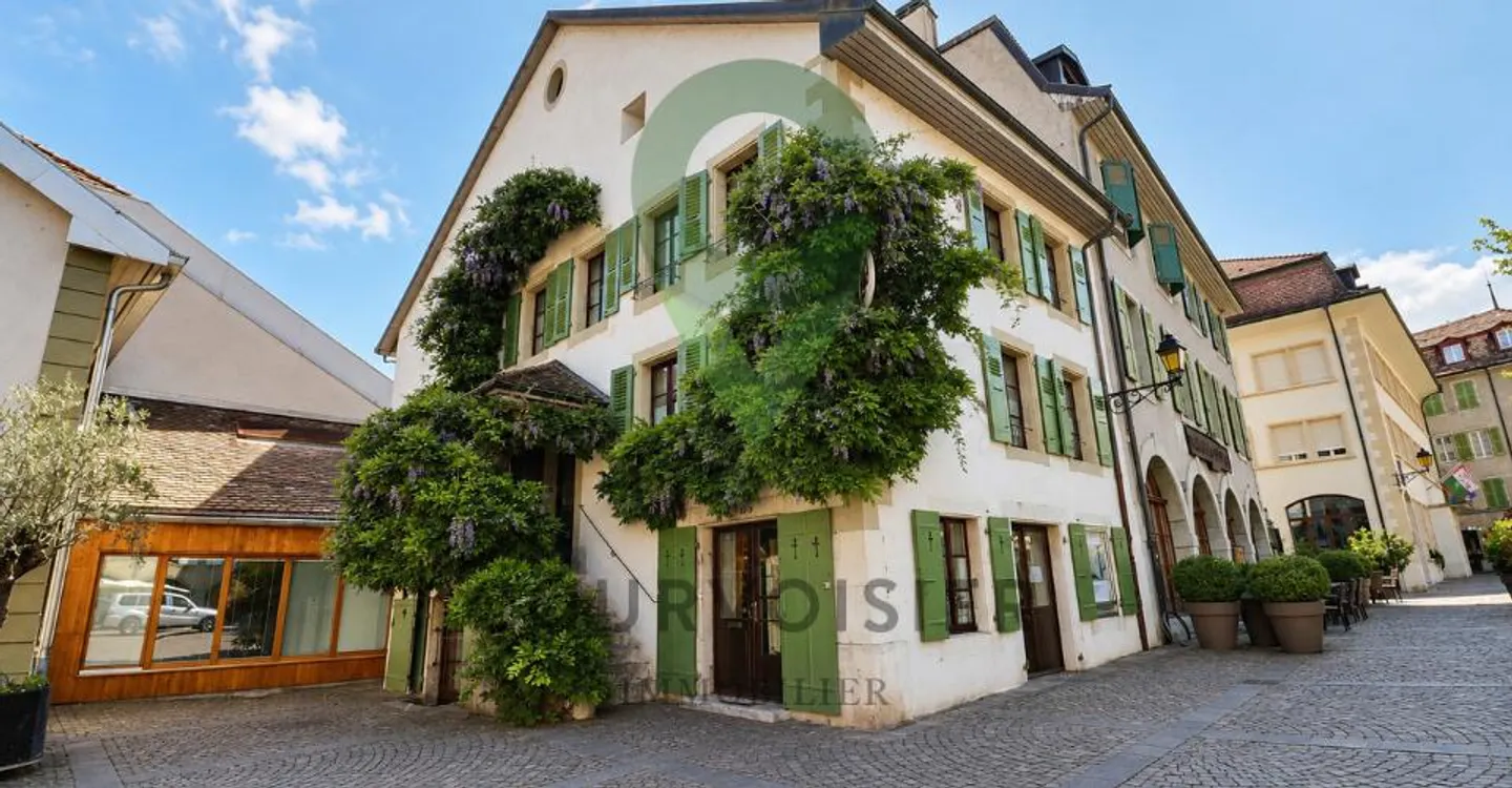 Charakterhaus mit Garten und unabhängigem Raum im Herzen von Nyon - Foto 1 von 13