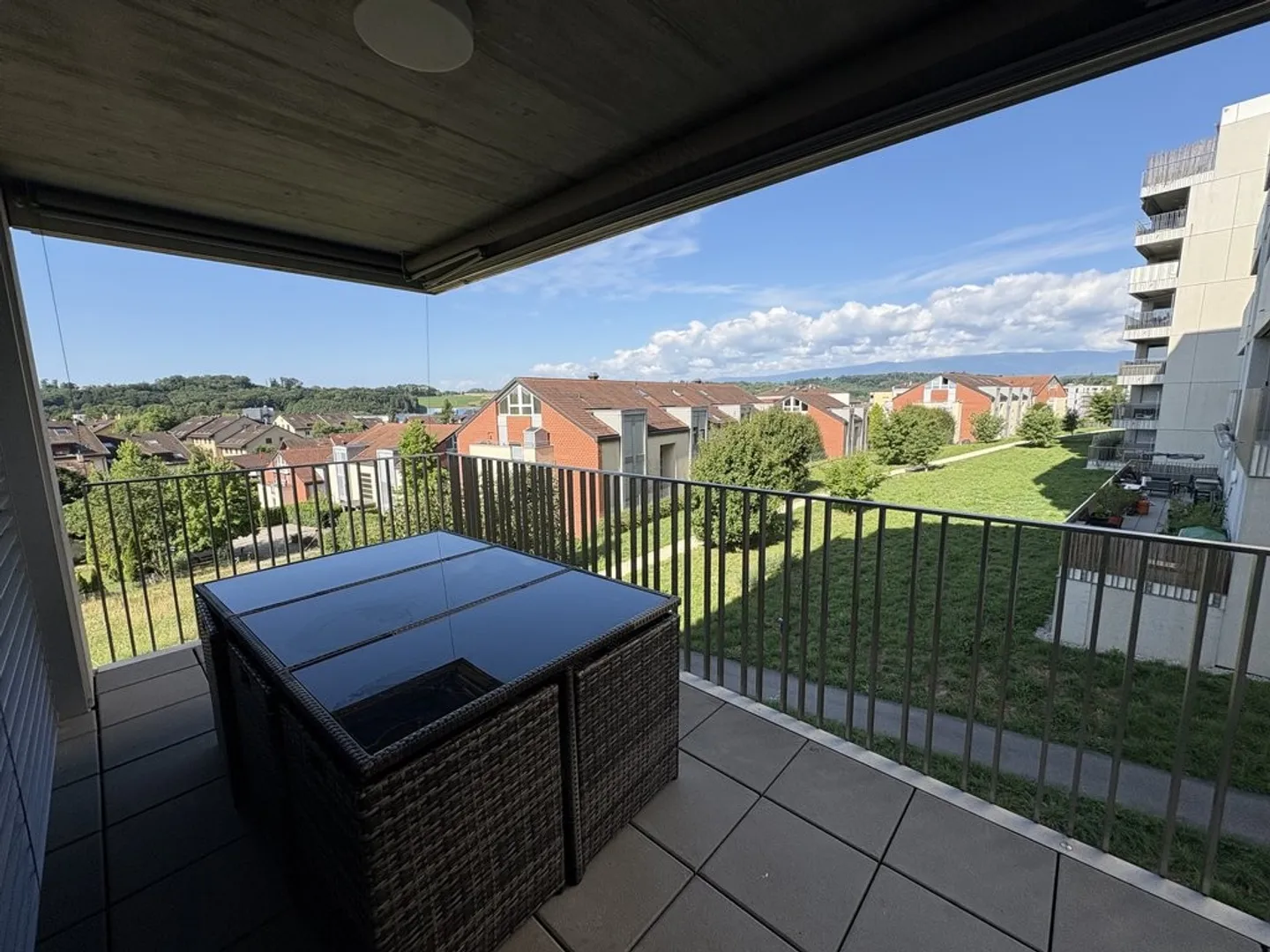 Accommodation with spacious balcony - Photo 7 of 8