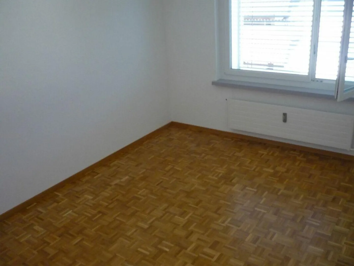 Bright and attractive 3.5 room apartment - Photo 3 of 6
