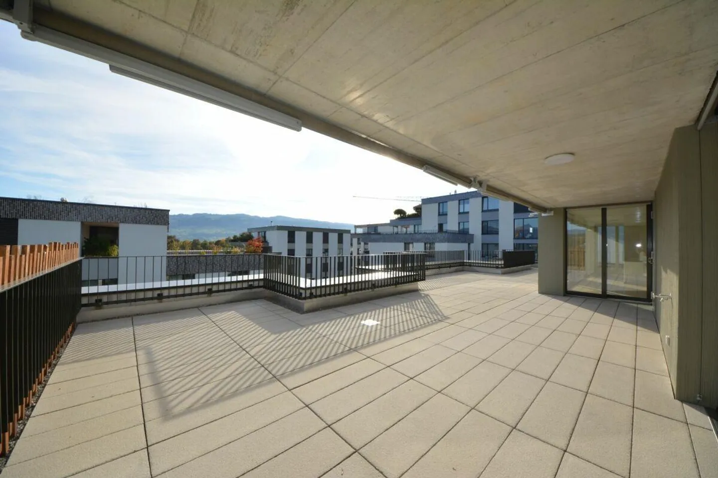 Appartamento Attico di 5,5 stanze nel verde - Foto 11 di 14