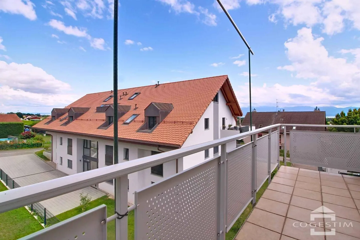 Ultimo piano 4.5 stanze - Foto 8 di 9