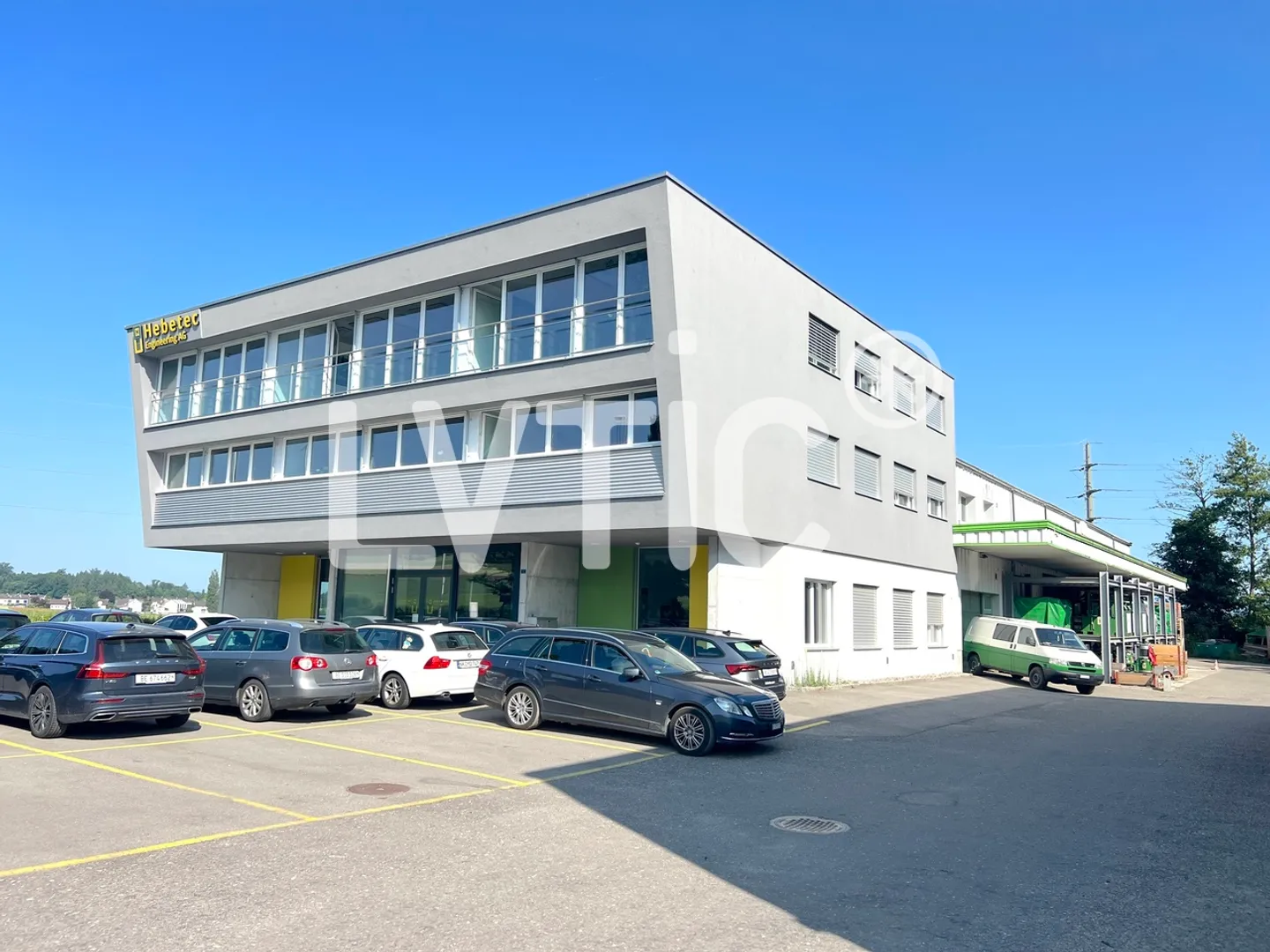 Exklusives Gewerbegebäude - Foto 2 von 14
