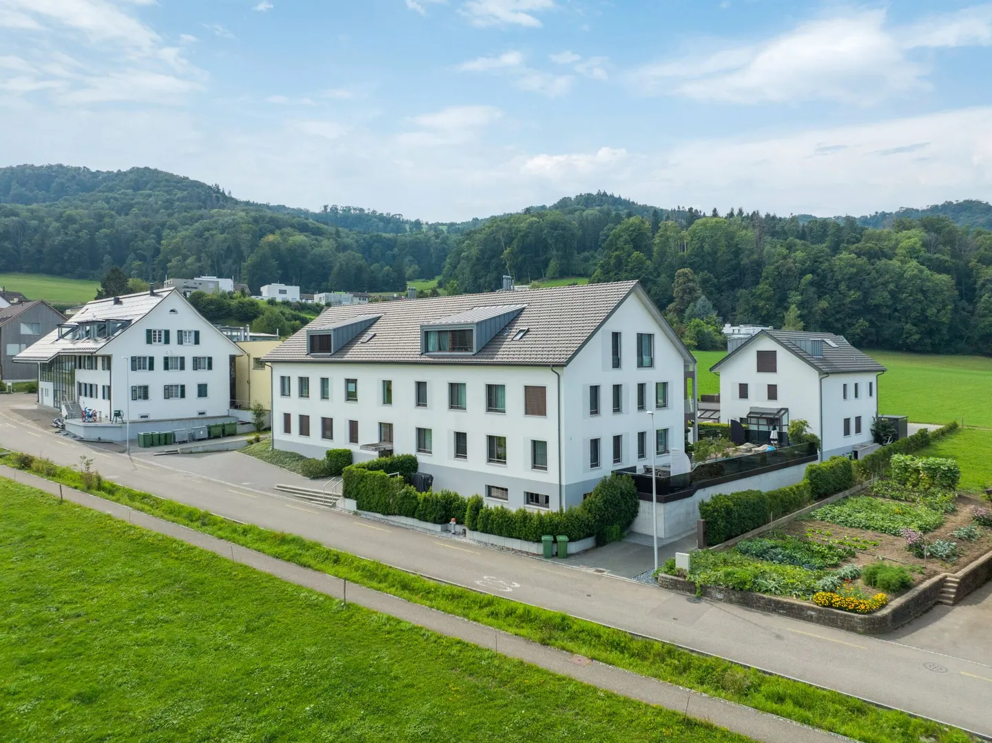 Vivere moderno e spazioso con vista sul verde - Foto 11 di 12