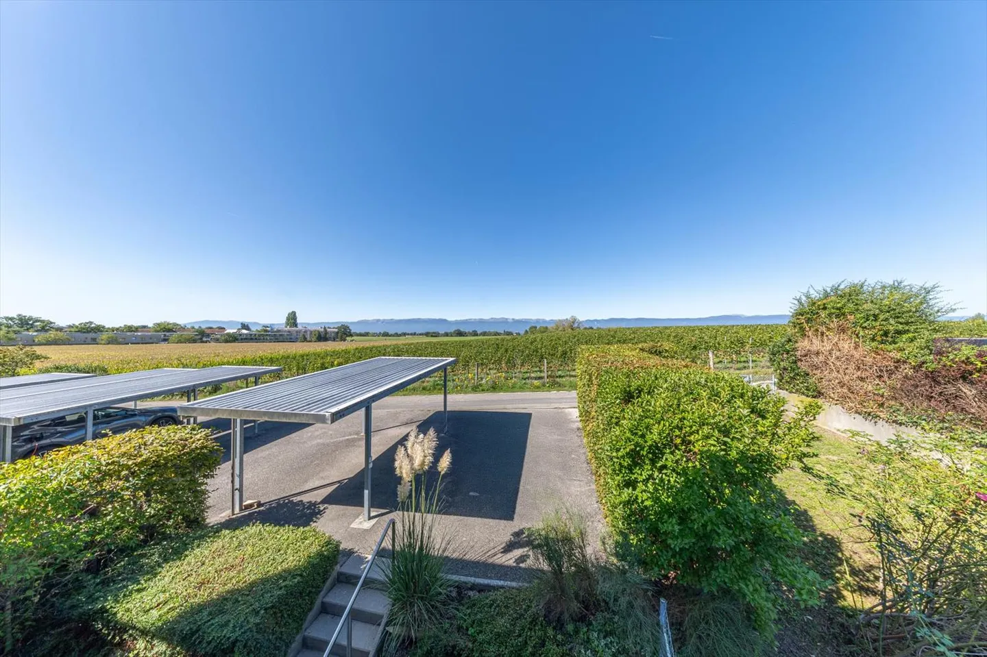 8-room semi-detached house - Photo 1 of 13