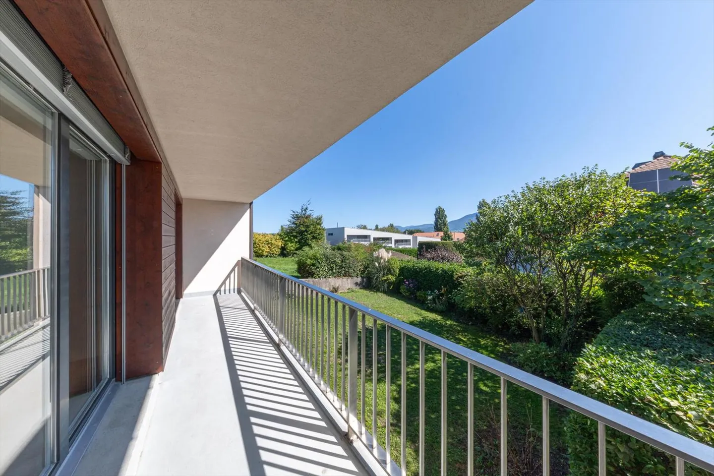 8-room semi-detached house - Photo 2 of 13